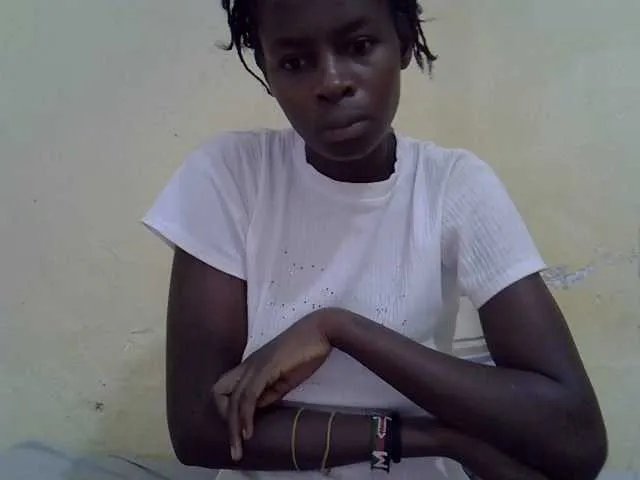 Offline Sweetpussie on BongaCams