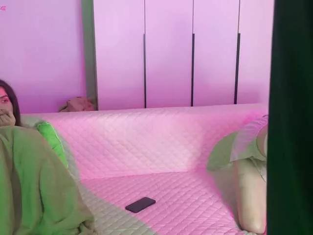 Offline Sweety-couple on BongaCams