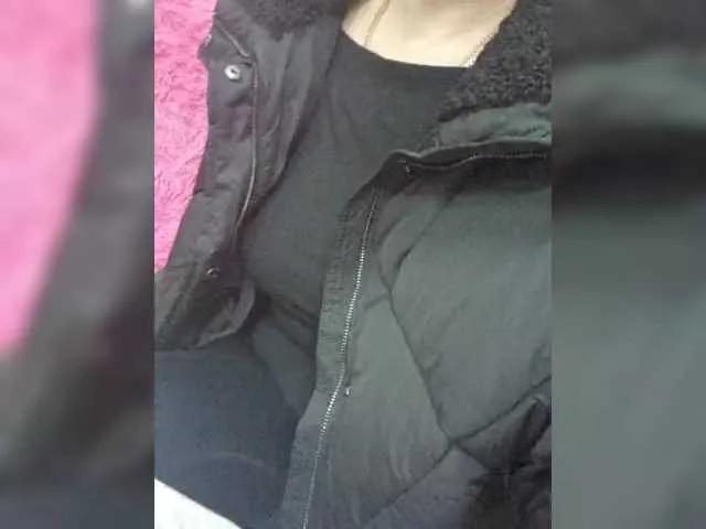 Offline Swit777 on BongaCams