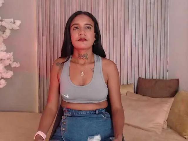 BongaCams tiana-glow is Freechat tiana-glow — n Sex I don't just want to be penetrated, I love every series of kisses and caresses I receive, even before taking off my clothes. Good foreplay with adequate stimulation will always be more exciting and will help me enjoy sex more.