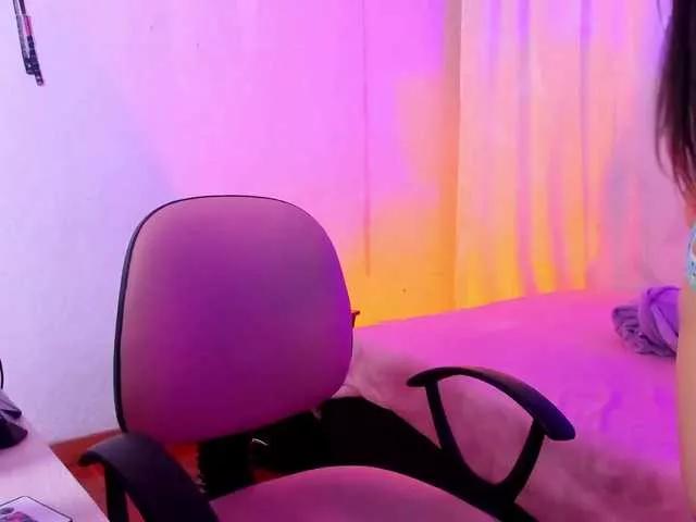 Freechat TinaJons on BongaCams