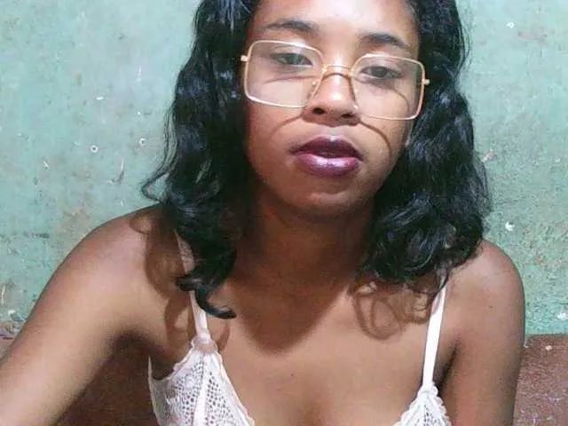 Offline TriciaBella on BongaCams