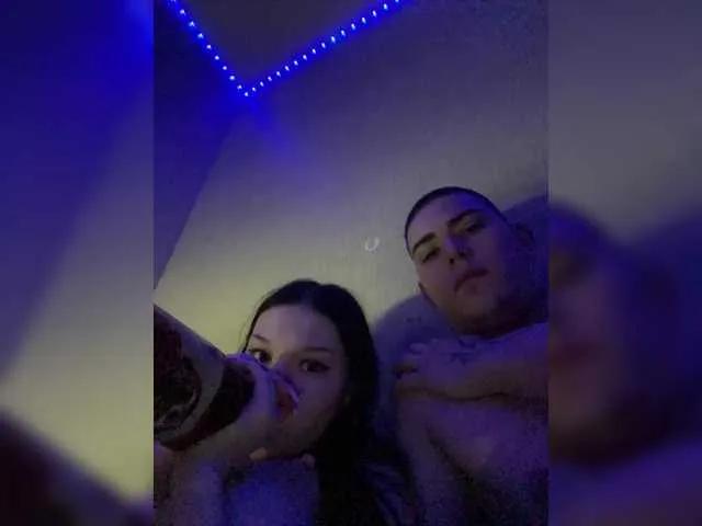 Freechat TUYA2 on BongaCams