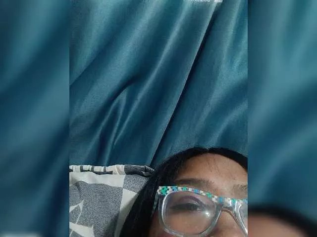 Offline Vanessa333 on BongaCams