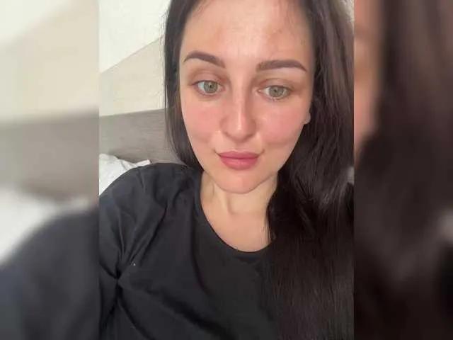 Viksi66 on BongaCams
