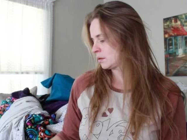 Offline XxpixeyxX on BongaCams