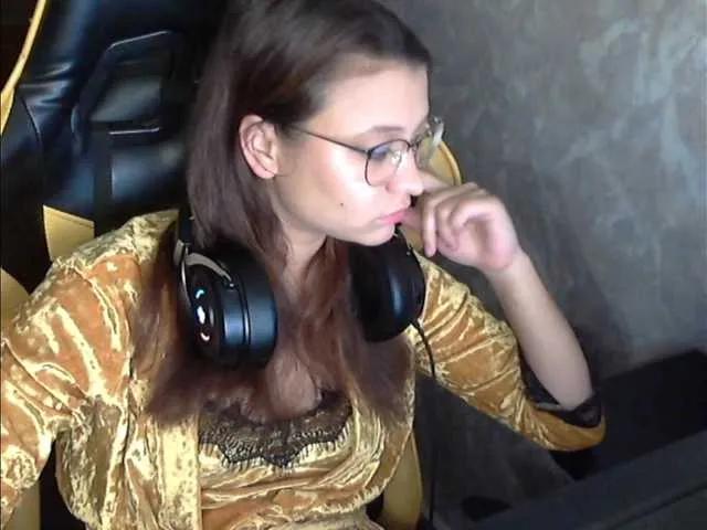 Offline yanina7777 on BongaCams