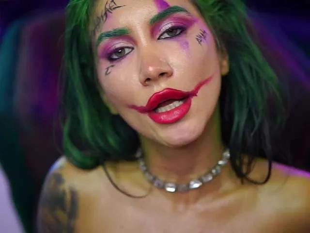 Offline YuliaDesirevska on BongaCams