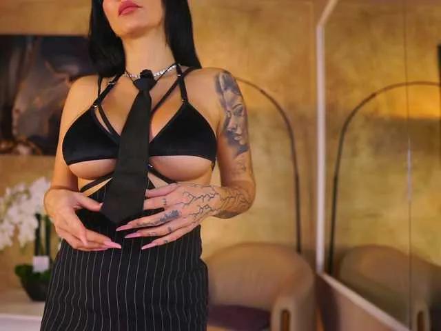 Offline YuliaDesirevska on BongaCams