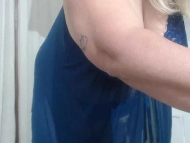 Offline zhamira-daal on BongaCams