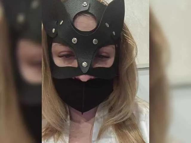 Offline Zina2323 on BongaCams