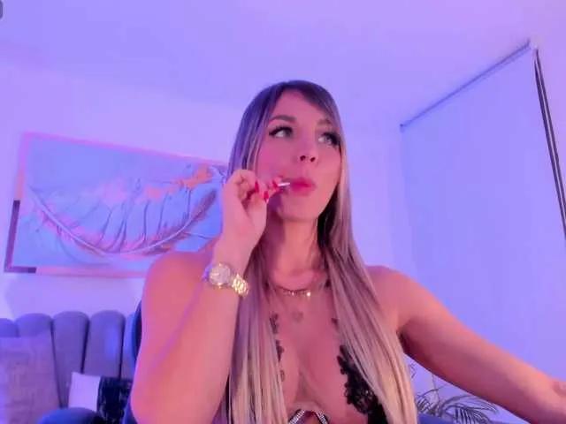 Offline ZoePresley1 on BongaCams