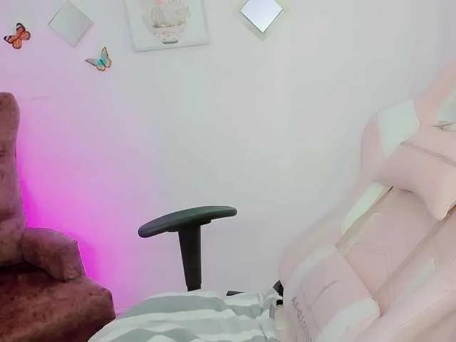 Offline ZooeyBelair on BongaCams