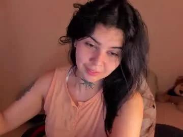 _rachell1 — play with ice with my nipples [200 tokens left] #smoke #latina #squirt #18 #goth