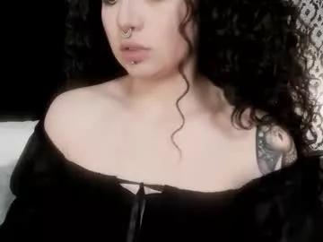 Freechat adeelinee on Chaturbate