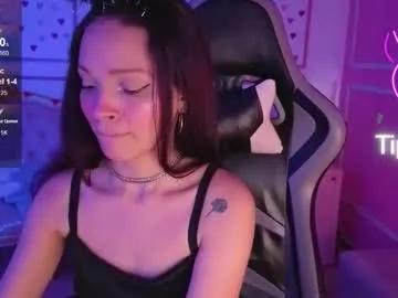 Freechat ailen_t_ on Chaturbate