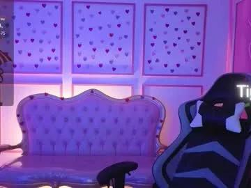 Freechat ailen_t_ on Chaturbate