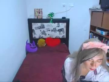 Away aleexx___ on Chaturbate