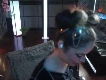 Freechat alessa_goreng on Chaturbate