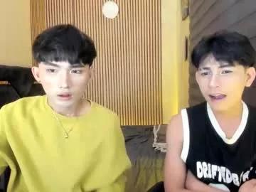 Freechat alluring_alpha on Chaturbate