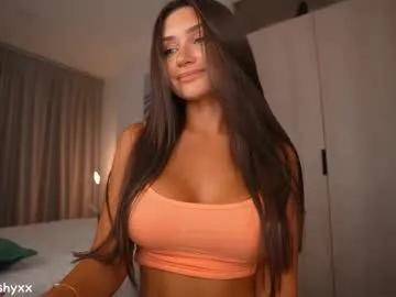 Freechat amylure on Chaturbate