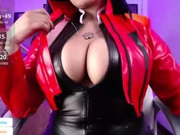 andrea_bloomix on Chaturbate