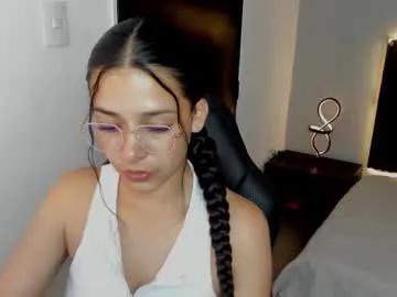 angeline_davies on Chaturbate