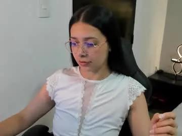 angeline_davies on Chaturbate