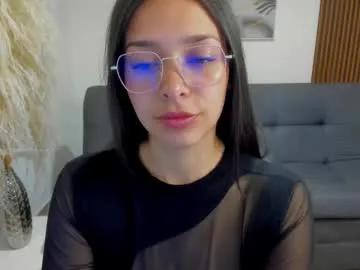 angeline_davies on Chaturbate