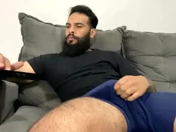 Freechat beardmax on Chaturbate