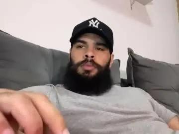 Freechat beardmax on Chaturbate