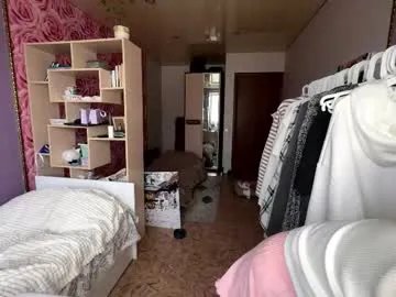 Freechat berry_buns on Chaturbate