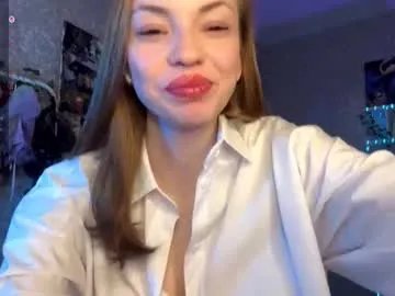 Freechat berry_buns on Chaturbate