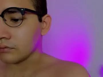 Freechat bluehsunny on Chaturbate