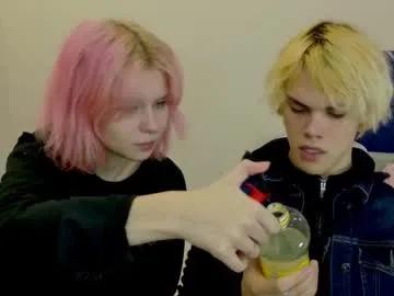 bonnie_and_c1yde — GOAL: remove t-shirt [190 tokens remaining] pvt open #couple #skinny #teen #young #new