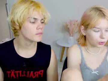 Freechat bonnie_and_c1yde on Chaturbate