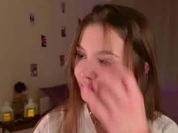 Freechat charming_bliss on Chaturbate