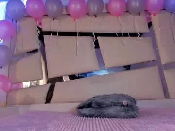 chrystal_jade — GOAL: show tits [68 tokens remaining] Welcome to my room! Hi guys #feet #smalltits #skinny   #lovense #anal