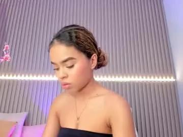 coralineross_ on Chaturbate