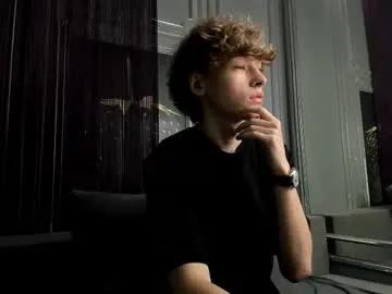 Freechat curlytwinkboy on Chaturbate