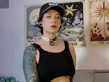 dan_universe on Chaturbate