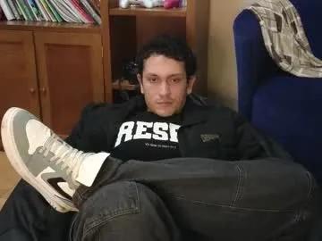 Freechat danruiz33 on Chaturbate