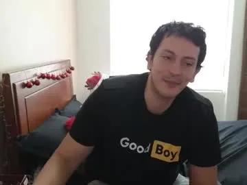 Freechat danruiz33 on Chaturbate