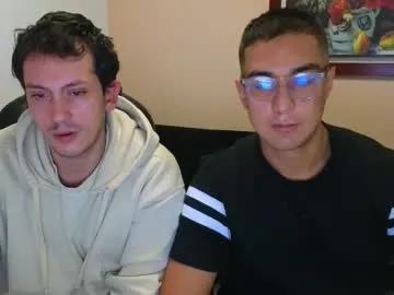 Freechat danruiz33 on Chaturbate