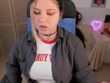 Freechat diaangell on Chaturbate