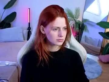 doll_lesli — Shake shake hot ass [200 tokens left] #redhead, #c2c, #bigass, #natural, #bigboobs