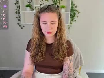 elsie_cutties — Play with the nipples [50 tokens left] #puffynipples #smalltits #18 #daddysgirl  #cute