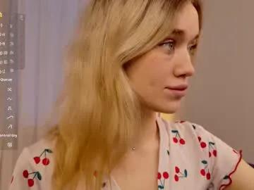 Freechat fancyamelia on Chaturbate