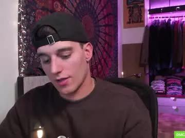 folleti7 on Chaturbate 