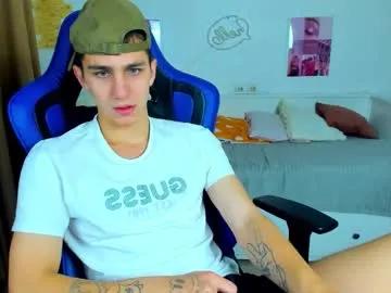 Freechat frank_mooree on Chaturbate
